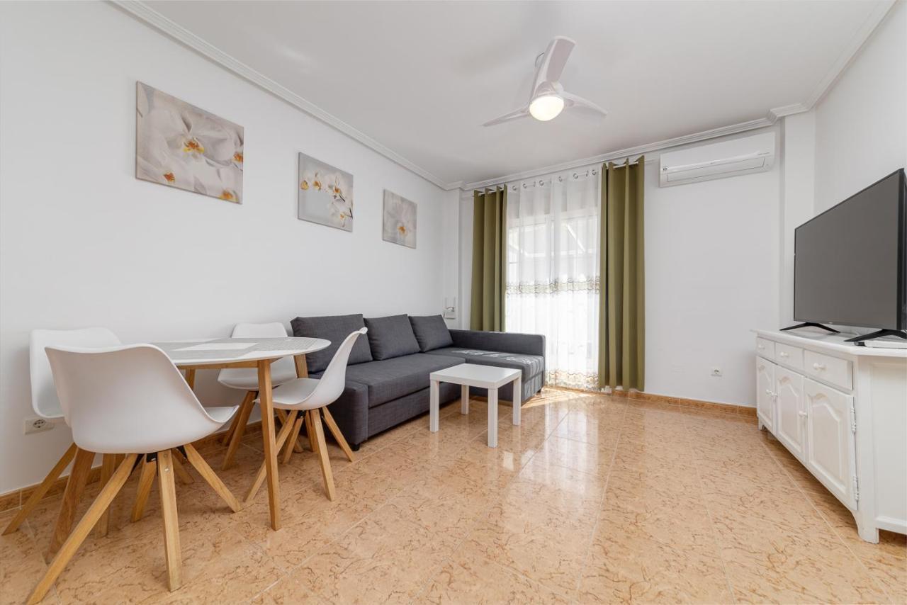 Ferienwohnung Penthouse Corbeta Sun Torrevieja Exterior foto